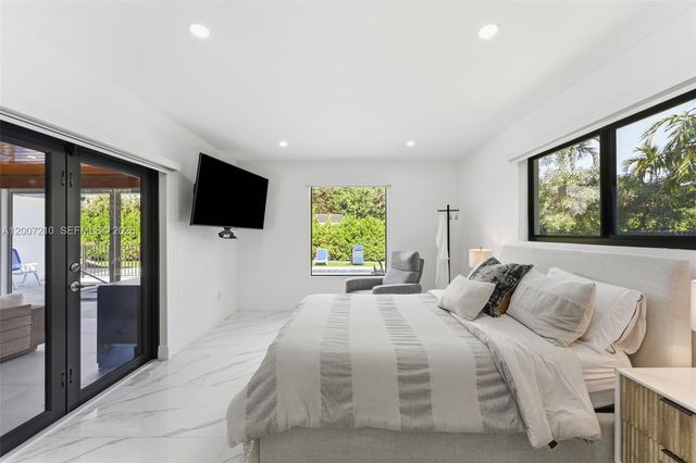 8625 SW 147th St, Palmetto Bay, FL 33158