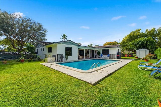 8625 SW 147th St, Palmetto Bay, FL 33158