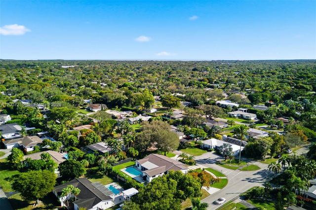 8625 SW 147th St, Palmetto Bay, FL 33158