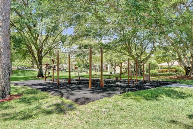 4480 NW 28th Avenue, Boca Raton, FL 33434
