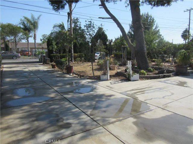 16592 Valencia, Fontana, CA 92335