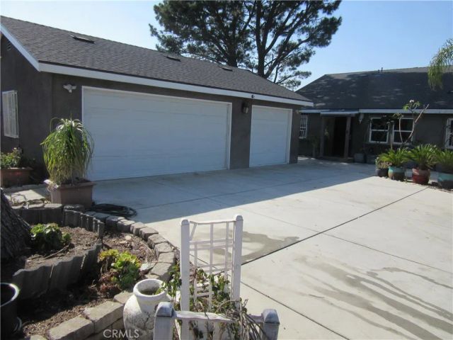 16592 Valencia, Fontana, CA 92335