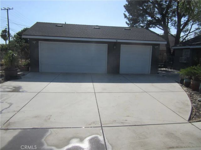 16592 Valencia, Fontana, CA 92335