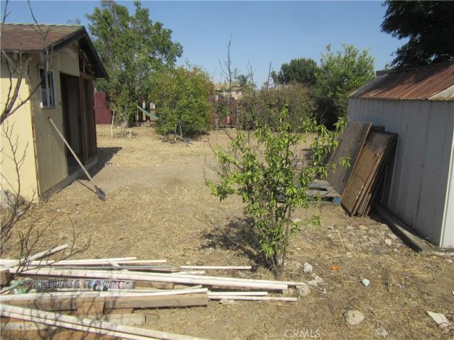 16592 Valencia, Fontana, CA 92335