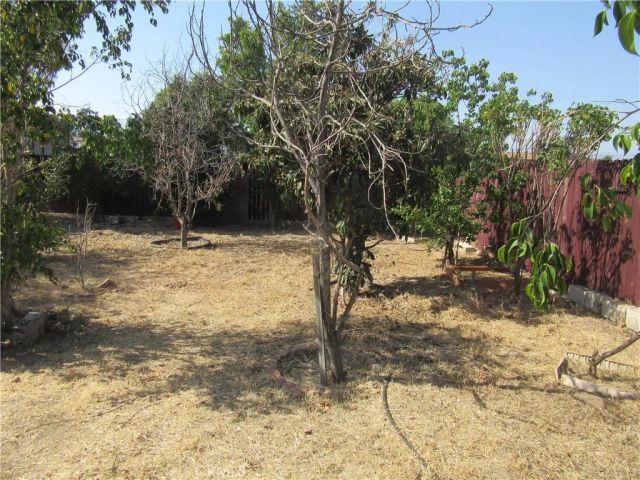 16592 Valencia, Fontana, CA 92335