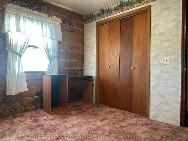 7565 State Highway 176, Walnut Shade, MO 65771