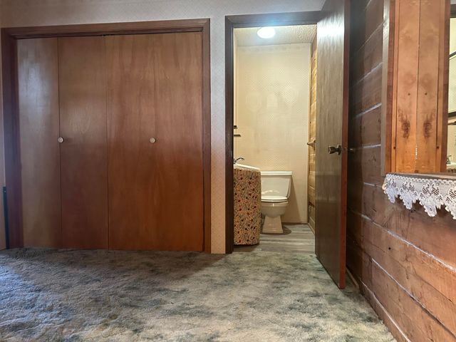 7565 State Highway 176, Walnut Shade, MO 65771