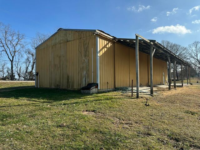 7565 State Highway 176, Walnut Shade, MO 65771