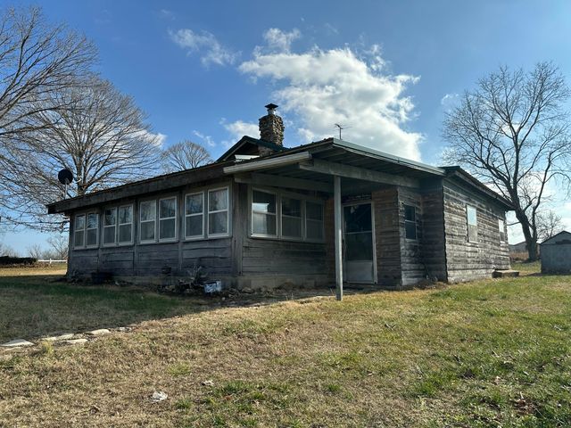 7565 State Highway 176, Walnut Shade, MO 65771