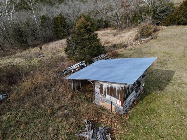 7565 State Highway 176, Walnut Shade, MO 65771