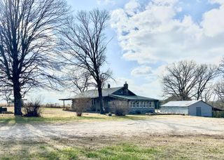 7565 State Highway 176, Walnut Shade, MO 65771