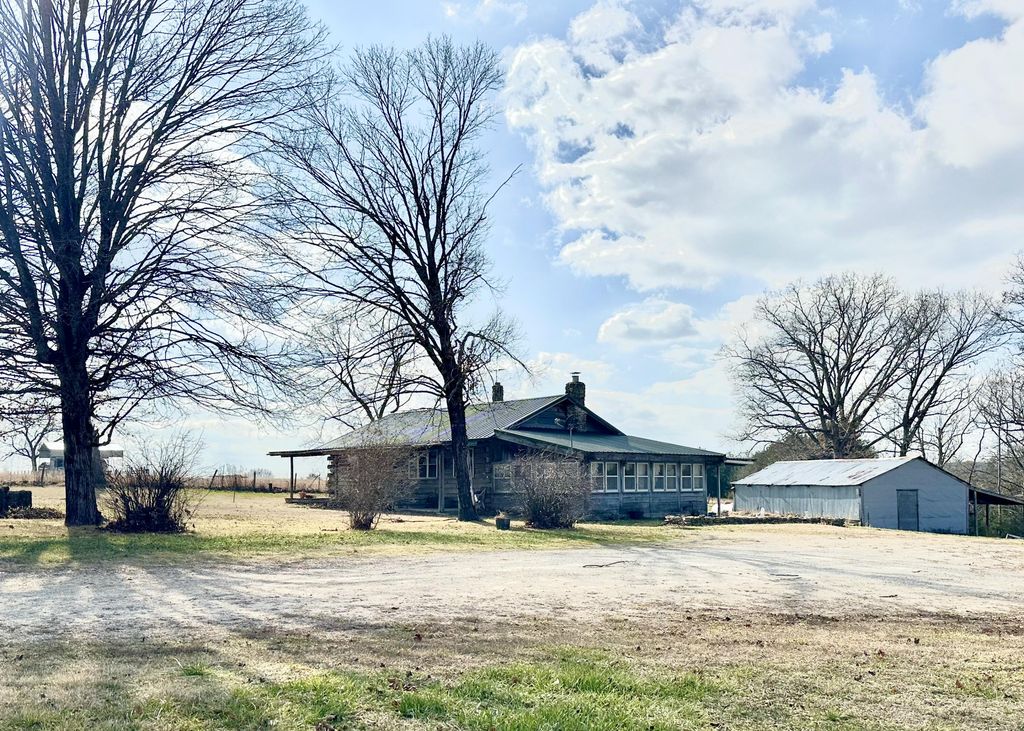 7565 State Highway 176, Walnut Shade, MO 65771