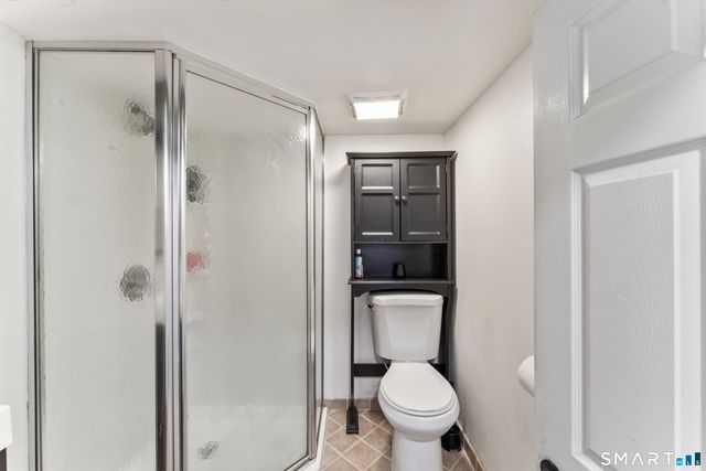 71 Sentinel Hill Road, Derby, CT 06418