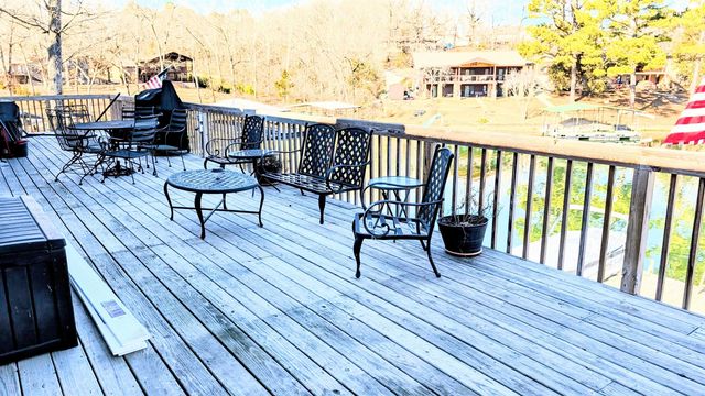 3 Winnebago Trace, Cherokee Village, AR 72529