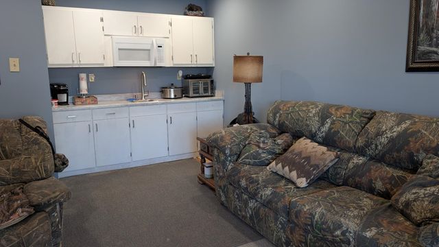 3 Winnebago Trace, Cherokee Village, AR 72529