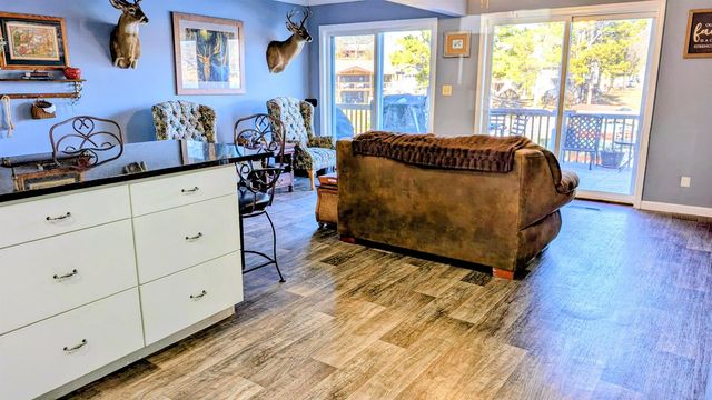 3 Winnebago Trace, Cherokee Village, AR 72529