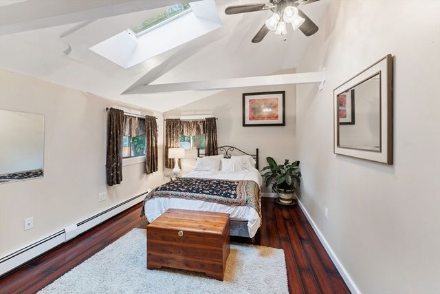 44 Drexel St, Worcester, MA 01602