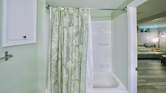 44 Drexel St, Worcester, MA 01602