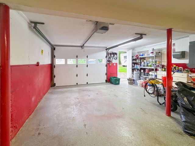 44 Drexel St, Worcester, MA 01602