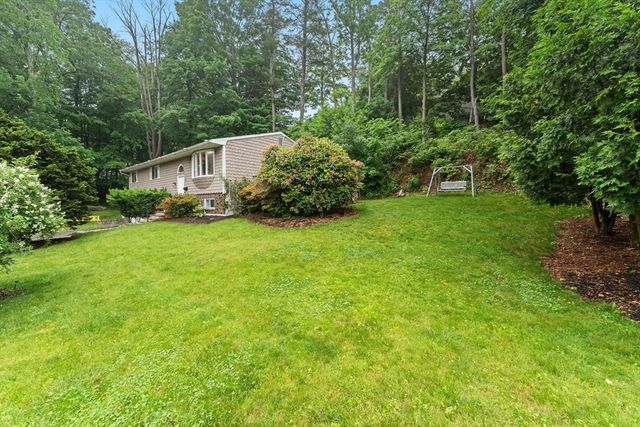 44 Drexel St, Worcester, MA 01602