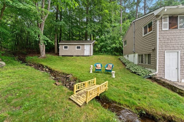 44 Drexel St, Worcester, MA 01602