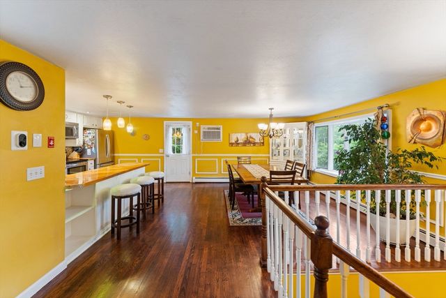 44 Drexel St, Worcester, MA 01602