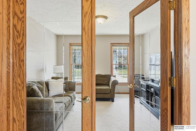 4723 N 134th Avenue, Omaha, NE 68164