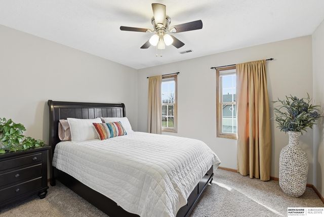 4723 N 134th Avenue, Omaha, NE 68164