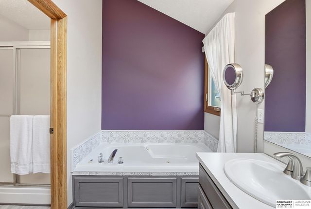 4723 N 134th Avenue, Omaha, NE 68164