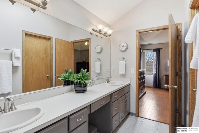 4723 N 134th Avenue, Omaha, NE 68164