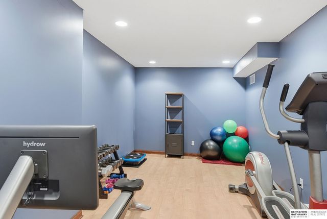 4723 N 134th Avenue, Omaha, NE 68164