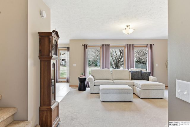 4723 N 134th Avenue, Omaha, NE 68164