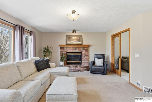 4723 N 134th Avenue, Omaha, NE 68164