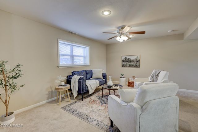 2521 Wisconsin Avenue, Joplin, MO 64804