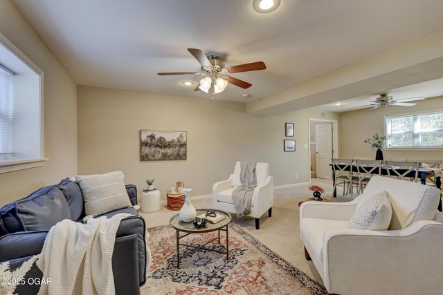 2521 Wisconsin Avenue, Joplin, MO 64804