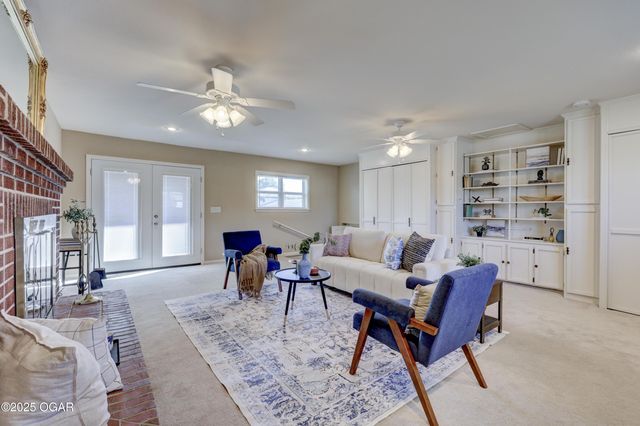 2521 Wisconsin Avenue, Joplin, MO 64804