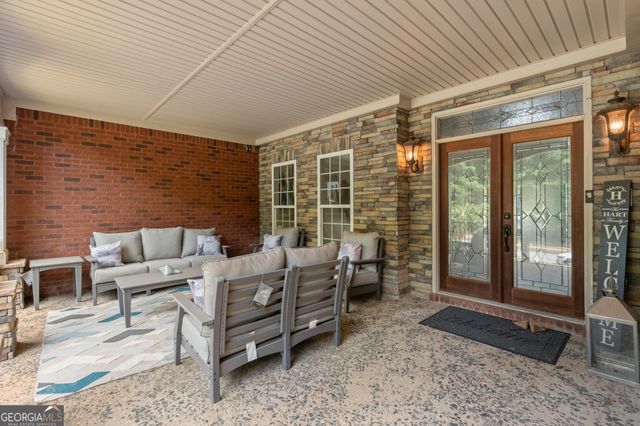 1116 Eagles Brooke Drive, Locust Grove, GA 30248