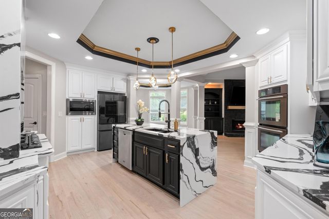 1116 Eagles Brooke Drive, Locust Grove, GA 30248