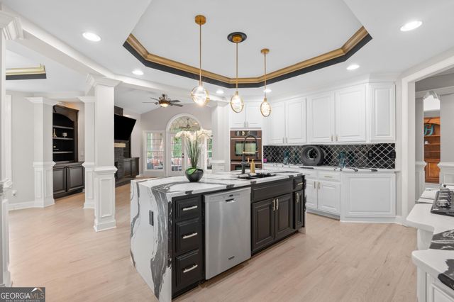 1116 Eagles Brooke Drive, Locust Grove, GA 30248