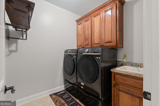 1116 Eagles Brooke Drive, Locust Grove, GA 30248