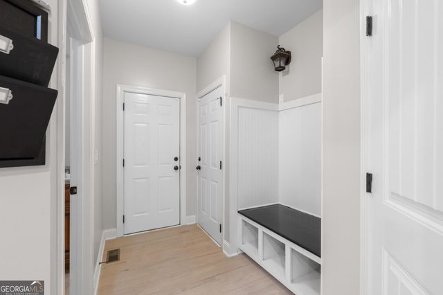 1116 Eagles Brooke Drive, Locust Grove, GA 30248