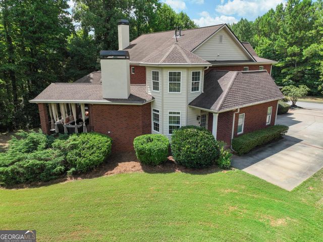 1116 Eagles Brooke Drive, Locust Grove, GA 30248