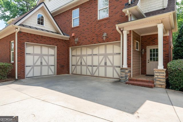 1116 Eagles Brooke Drive, Locust Grove, GA 30248