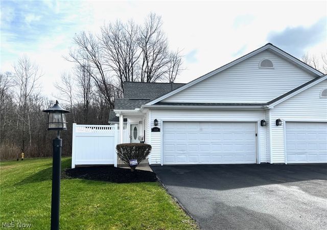 3420 Orchard Court, Warren, OH 44484