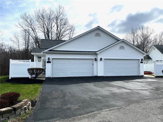 3420 Orchard Court, Warren, OH 44484