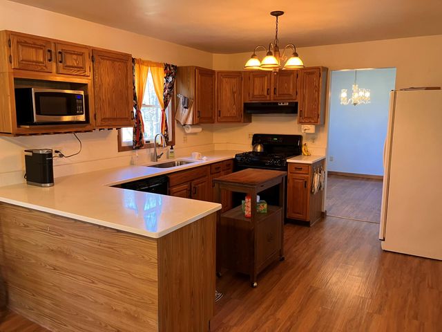 218 Roosevelt Road, Hyde Park, NY 12538