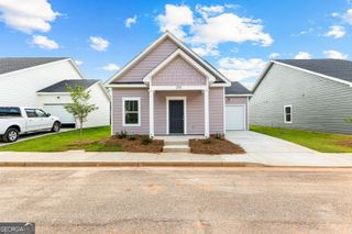 205 Lenox Circle, Lagrange, GA 30241