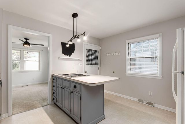 4235 Ashgrove Drive, Grove City, OH 43123