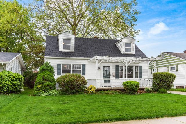 4235 Ashgrove Drive, Grove City, OH 43123