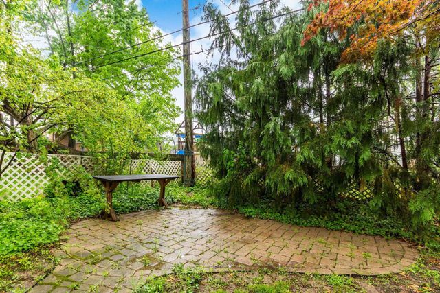 4235 Ashgrove Drive, Grove City, OH 43123
